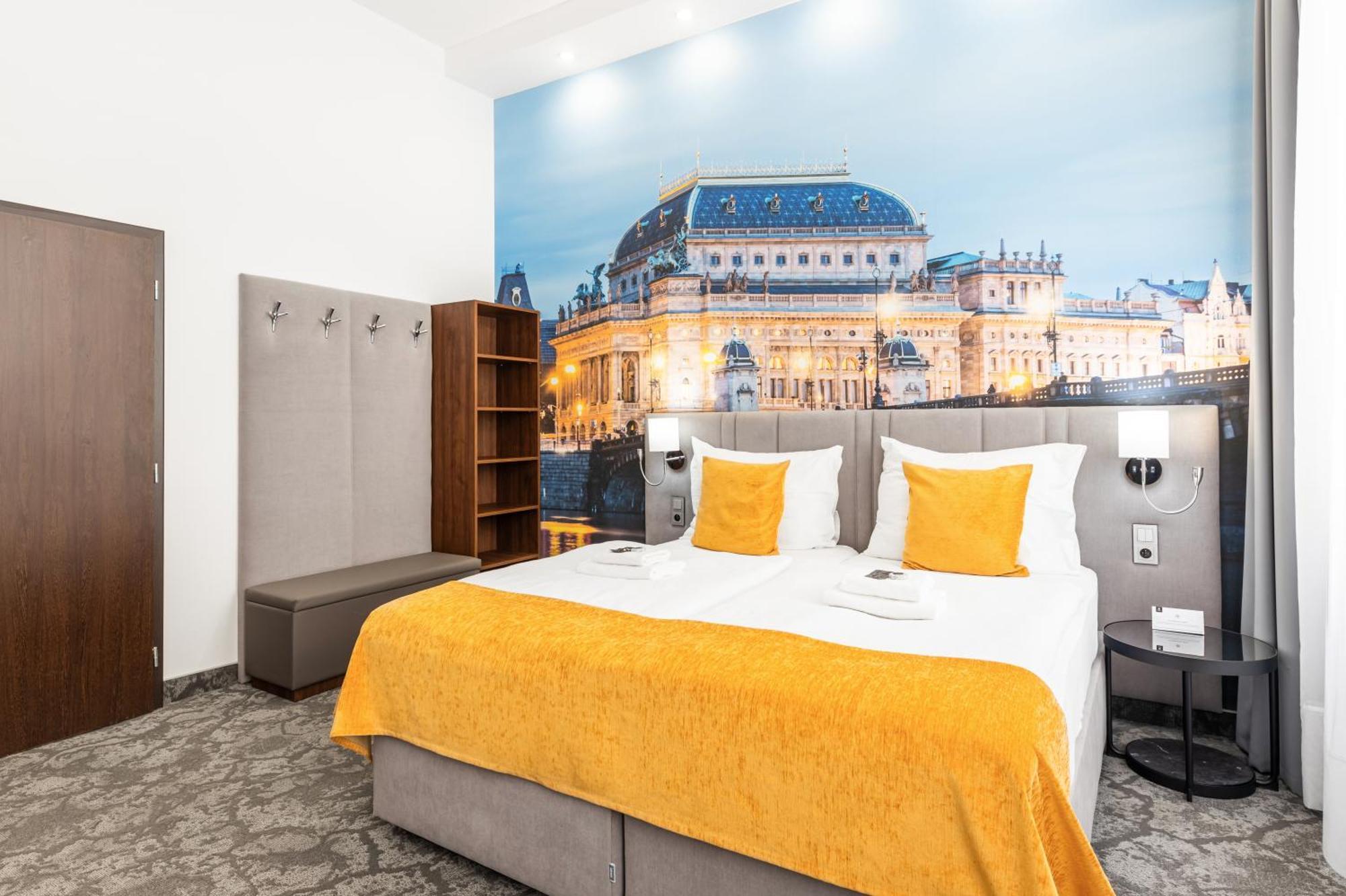 A1 Royal Plaza Hotel Prag Eksteriør billede